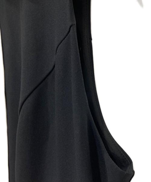 HER LIP TO（ハーリップトゥ）HER LIP TO (ハーリップトゥ) Imperia Asymmetric Dress ブラック×ホワイト サイズ:Mの古着・服飾アイテム