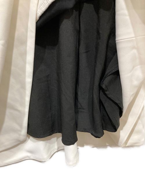 HER LIP TO（ハーリップトゥ）HER LIP TO (ハーリップトゥ) Imperia Asymmetric Dress ブラック×ホワイト サイズ:Mの古着・服飾アイテム