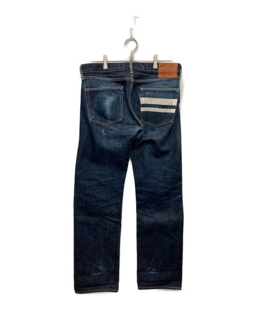 MOMOTARO JEANS（桃太郎ジーンズ）MOMOTARO JEANS (桃太郎ジーンズ) 出陣タイトストレートデニムパンツ インディゴ サイズ:W32の古着・服飾アイテム