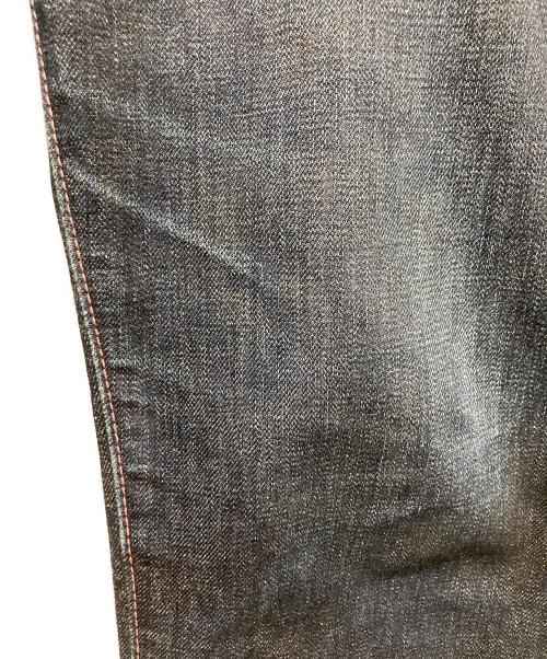 MOMOTARO JEANS（桃太郎ジーンズ）MOMOTARO JEANS (桃太郎ジーンズ) 出陣タイトストレートデニムパンツ インディゴ サイズ:W32の古着・服飾アイテム