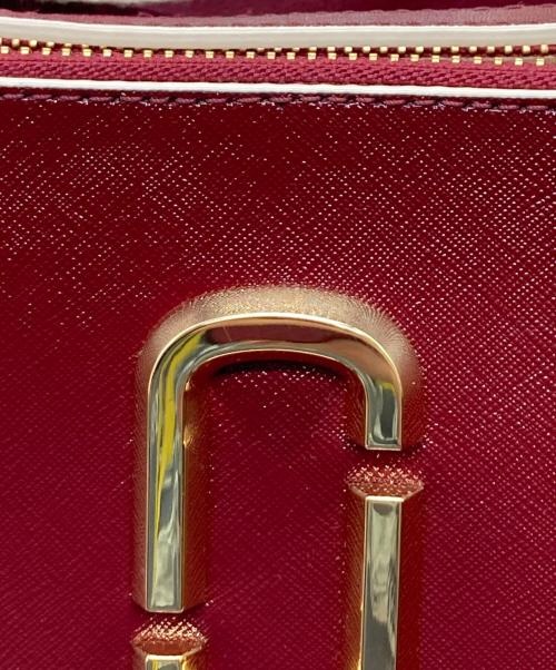 MARC JACOBS（マークジェイコブス）MARC JACOBS (マークジェイコブス) THE SURE SHOT LARGE SNAPSHOT レッドの古着・服飾アイテム
