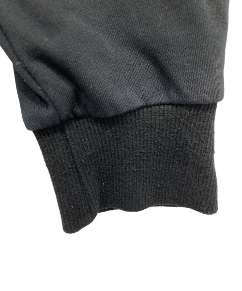 UNDERCOVER（アンダーカバー）UNDERCOVER (アンダーカバー) Uロゴクルーネックスウェット ブラック サイズ:4の古着・服飾アイテム