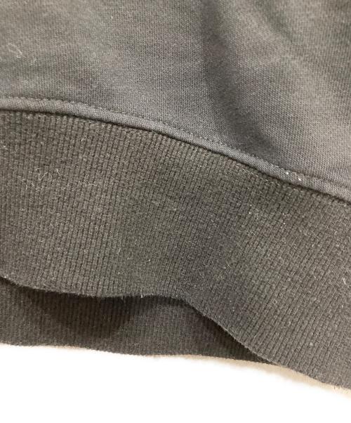 UNDERCOVER（アンダーカバー）UNDERCOVER (アンダーカバー) Uロゴクルーネックスウェット ブラック サイズ:4の古着・服飾アイテム