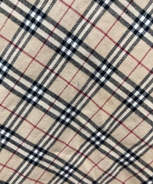 BURBERRY BLUE LABEL（バーバリー ブルー レーベル）BURBERRY BLUE LABEL (バーバリー ブルー レーベル) ベルト付きノバチェックスカート ベージュ×レッド サイズ:38の古着・服飾アイテム