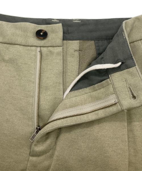 Knuth Marf（クヌースマーフ）Knuth Marf (クヌースマーフ) フロントスリットパンツ ベージュ サイズ:XSの古着・服飾アイテム