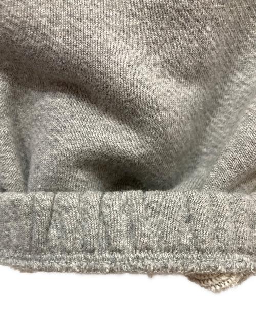 Denim Tears（デニムティアーズ）Denim Tears (デニムティアーズ) Cotton Wreath ドローストリング トラックパンツ グレー サイズ:Mの古着・服飾アイテム
