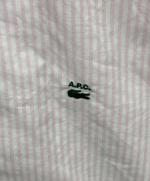 A.P.C.（アーペーセー）A.P.C. (アーペーセー) LACOSTE (ラコステ) ストライプシャツ ピンク サイズ:Mの古着・服飾アイテム