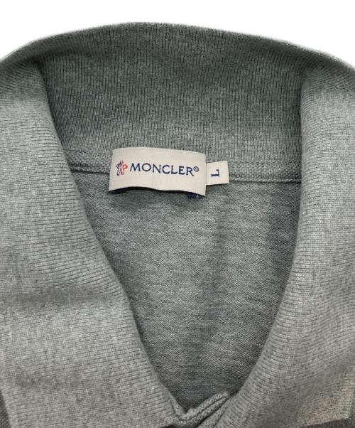 MONCLER（モンクレール）MONCLER (モンクレール) ポロシャツ グレー サイズ:Lの古着・服飾アイテム