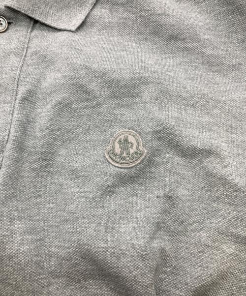MONCLER（モンクレール）MONCLER (モンクレール) ポロシャツ グレー サイズ:Lの古着・服飾アイテム