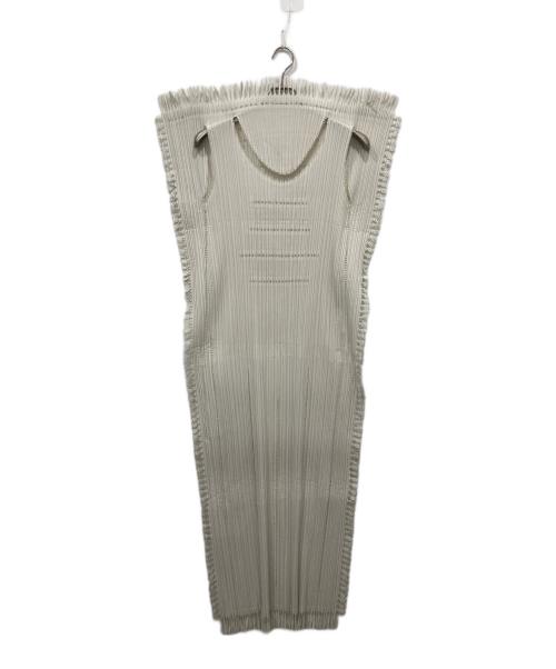 ISSEY MIYAKE（イッセイミヤケ）ISSEY MIYAKE (イッセイミヤケ) ノースリーブワンピース アイボリー サイズ:Mの古着・服飾アイテム