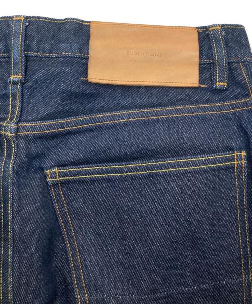 SUBLATIONS（サブレーションズ）SUBLATIONS (サブレーションズ) 2TUCK WIDE DENIM PANTS / ２タックワイドデニムパンツ インディゴの古着・服飾アイテム