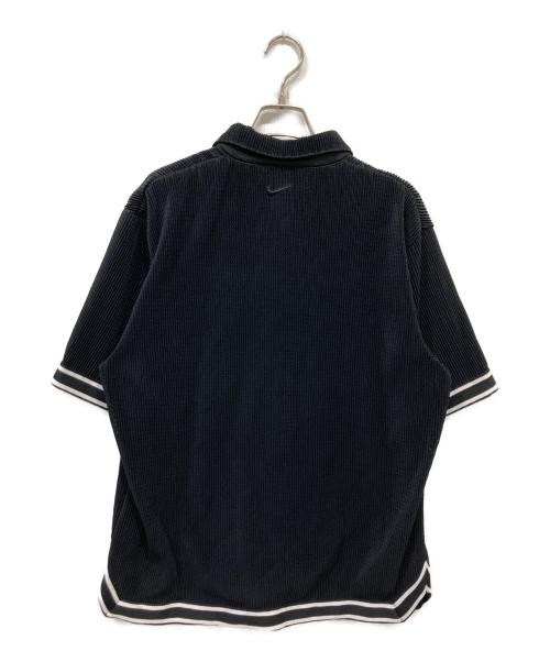 NIKE（ナイキ）NIKE (ナイキ) KB PLEATED S/S TOP ブラック サイズ:Mの古着・服飾アイテム