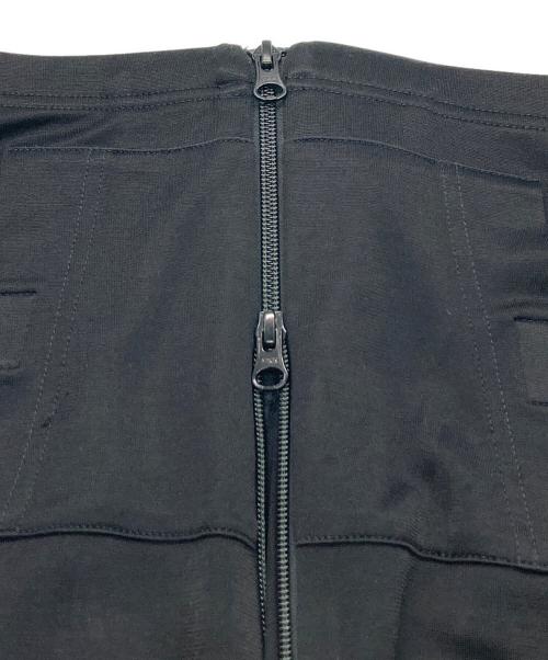 MM6 Maison Margiela（エムエムシックスメゾンマルジェラ）MM6 Maison Margiela (エムエムシックスメゾンマルジェラ) 裾ロゴタイトスカート ブラック サイズ:XSの古着・服飾アイテム