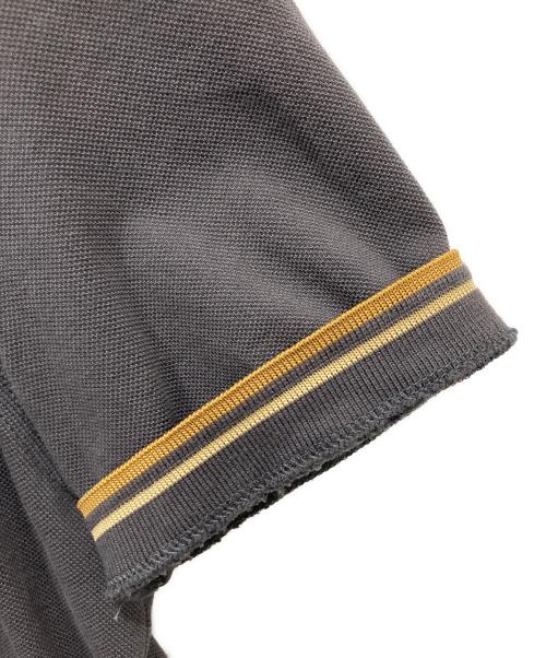 FRED PERRY（フレッドペリー）FRED PERRY (フレッドペリー) ポロシャツ グレー サイズ:Mの古着・服飾アイテム