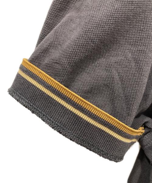 FRED PERRY（フレッドペリー）FRED PERRY (フレッドペリー) ポロシャツ グレー サイズ:Mの古着・服飾アイテム