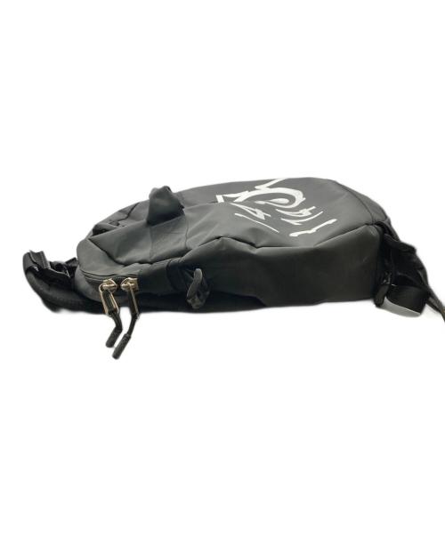 THE NORTH FACE（ザ ノース フェイス）THE NORTH FACE (ザ ノース フェイス) MM6 Maison Margiela (エムエムシックスメゾンマルジェラ) circle base camp backpack ブラックの古着・服飾アイテム