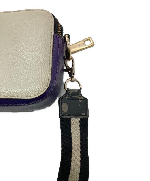 MARC JACOBS（マークジェイコブス）MARC JACOBS (マークジェイコブス) ザ スナップショット アイボリーの古着・服飾アイテム