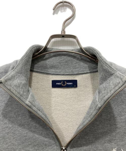 FRED PERRY（フレッドペリー）FRED PERRY (フレッドペリー) ハーフジップロゴスウェットシャツ グレー サイズ:Mの古着・服飾アイテム
