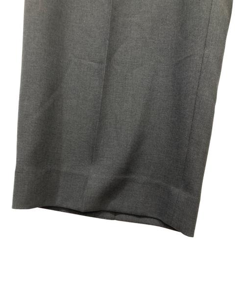 MAISON SPECIAL（メゾンスペシャル）MAISON SPECIAL (メゾンスペシャル) Toro-washer One Tuck Slacks グレー サイズ:01の古着・服飾アイテム