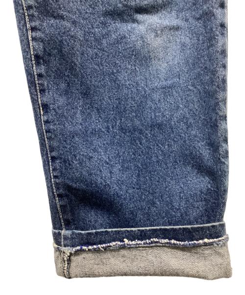jean of plantation（ジーンオブプランテーション）jean of plantation (ジーンオブプランテーション) レザーパッチテーパードデニムパンツ インディゴ サイズ:3の古着・服飾アイテム