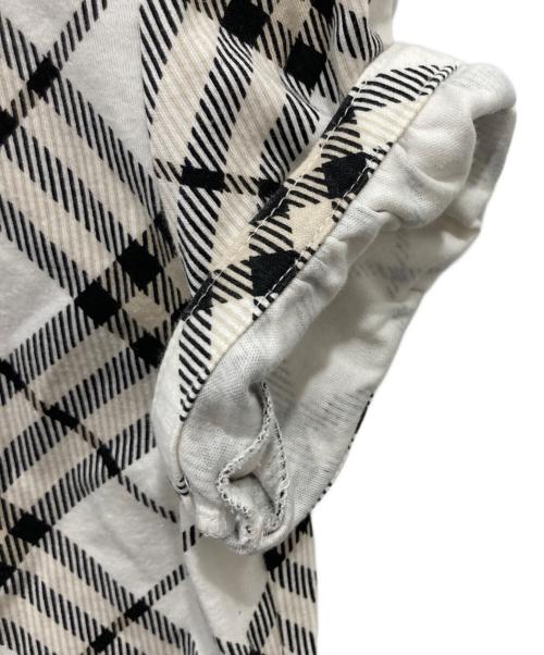 BURBERRY BLUE LABEL（バーバリー ブルー レーベル）BURBERRY BLUE LABEL (バーバリー ブルー レーベル) ノバチェックカットソー ホワイト×ブラック サイズ:38の古着・服飾アイテム