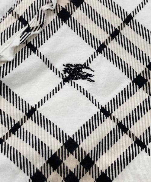 BURBERRY BLUE LABEL（バーバリー ブルー レーベル）BURBERRY BLUE LABEL (バーバリー ブルー レーベル) ノバチェックカットソー ホワイト×ブラック サイズ:38の古着・服飾アイテム