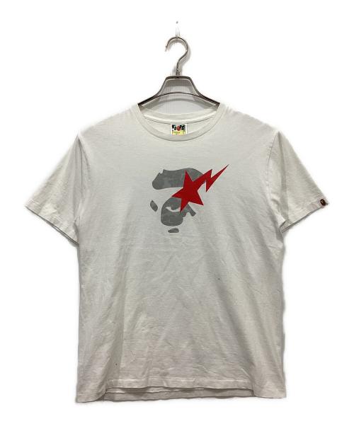 A BATHING APE（アベイシングエイプ）A BATHING APE (アベイシングエイプ) プリントTシャツ ホワイト サイズ:Lの古着・服飾アイテム