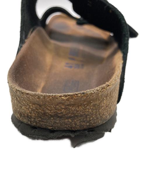 BIRKENSTOCK（ビルケンシュトック）BIRKENSTOCK (ビルケンシュトック) Arizona サンダル ブラック サイズ:41の古着・服飾アイテム