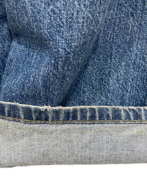 JOHN LAWRENCE SULLIVAN（ジョン ローレンス サリバン）JOHN LAWRENCE SULLIVAN (ジョン ローレンス サリバン) WASHED DENIM SUPER WIDE PANTS ブルー サイズ:44の古着・服飾アイテム