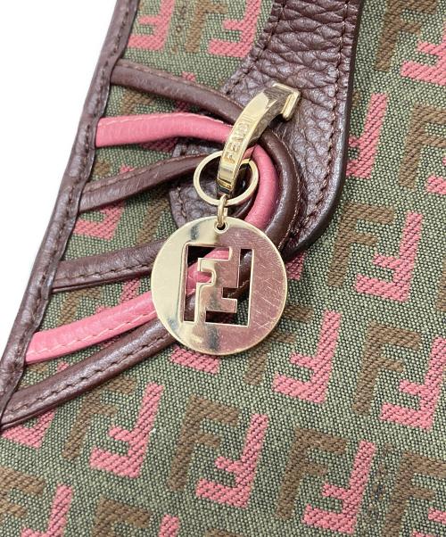 FENDI（フェンディ）FENDI (フェンディ) ズッキーノ ハンドバッグ カーキ×ピンクの古着・服飾アイテム
