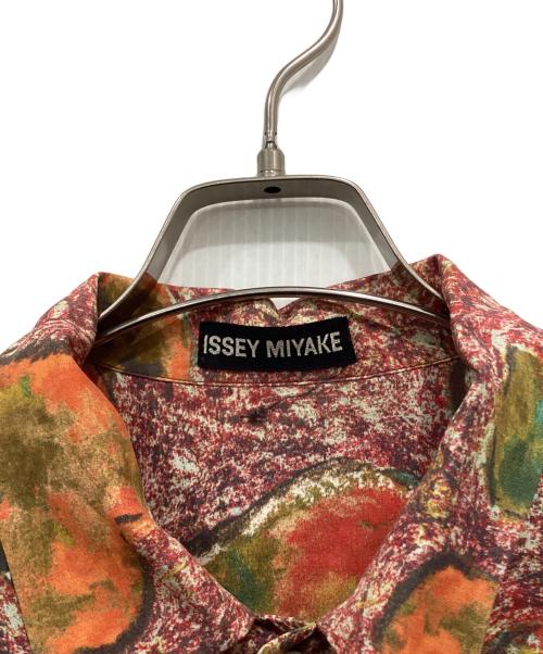 ISSEY MIYAKE（イッセイミヤケ）ISSEY MIYAKE (イッセイミヤケ) ハート柄レーヨンシャツ レッド サイズ:Sの古着・服飾アイテム