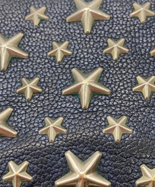 JIMMY CHOO（ジミーチュウ）JIMMY CHOO (ジミーチュウ) スタースタッズラウンドファスナー長財布 ネイビーの古着・服飾アイテム