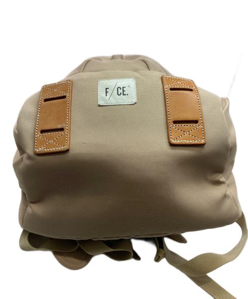 F/CE.（エフシーイー）F/CE. (エフシーイー) 950 TRAVEL BP ベージュの古着・服飾アイテム