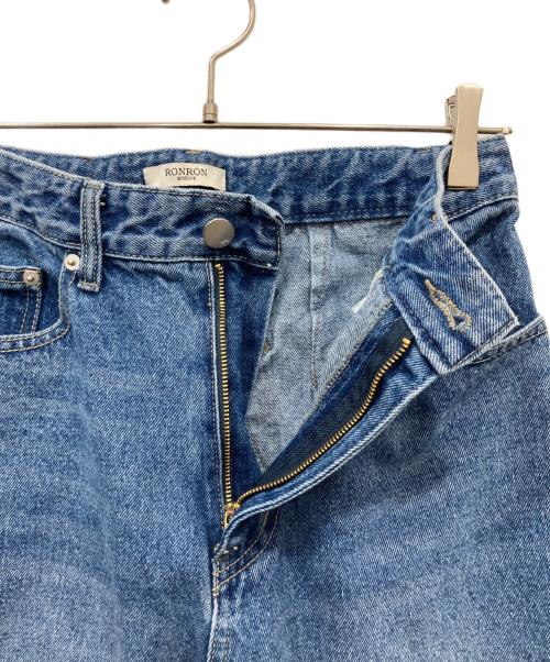 ronron（ロンロン）ronron (ロンロン) PATCH ROLL UP DENIM PANTS WHITE DOT インディゴ サイズ:Mの古着・服飾アイテム