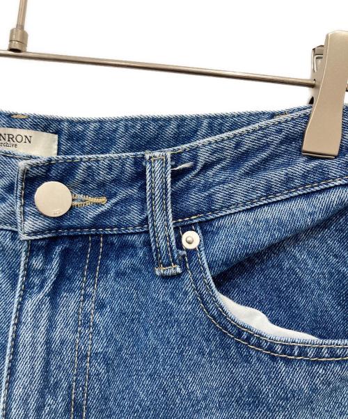 ronron（ロンロン）ronron (ロンロン) PATCH ROLL UP DENIM PANTS WHITE DOT インディゴ サイズ:Mの古着・服飾アイテム