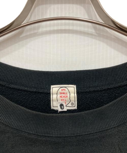 A BATHING APE（アベイシングエイプ）A BATHING APE (アベイシングエイプ) 刺繍デザインスウェット ブラック サイズ:Lの古着・服飾アイテム