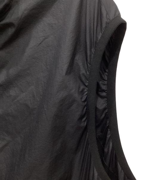 DAIWA PIER39（ダイワ ピア39）DAIWA PIER39 (ダイワ ピア39) TECH REVERSIBLE WIND SHIELD VEST ブラック サイズ:Mの古着・服飾アイテム