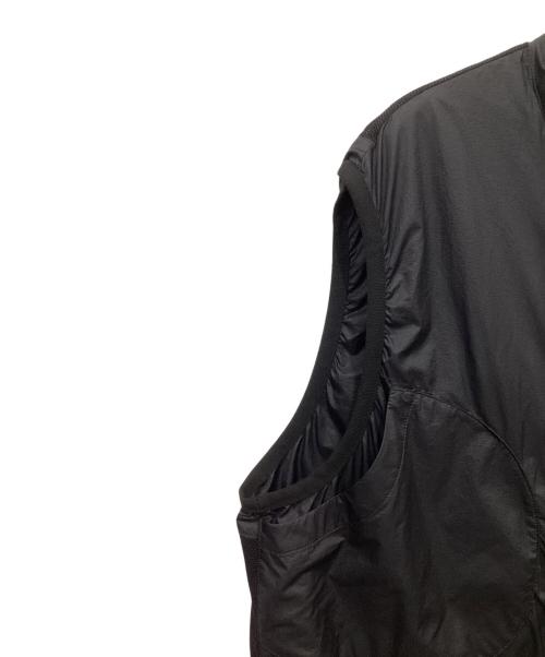 DAIWA PIER39（ダイワ ピア39）DAIWA PIER39 (ダイワ ピア39) TECH REVERSIBLE WIND SHIELD VEST ブラック サイズ:Mの古着・服飾アイテム