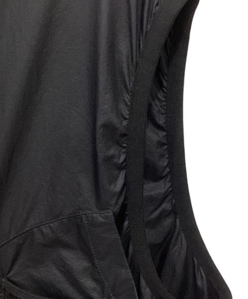 DAIWA PIER39（ダイワ ピア39）DAIWA PIER39 (ダイワ ピア39) TECH REVERSIBLE WIND SHIELD VEST ブラック サイズ:Mの古着・服飾アイテム
