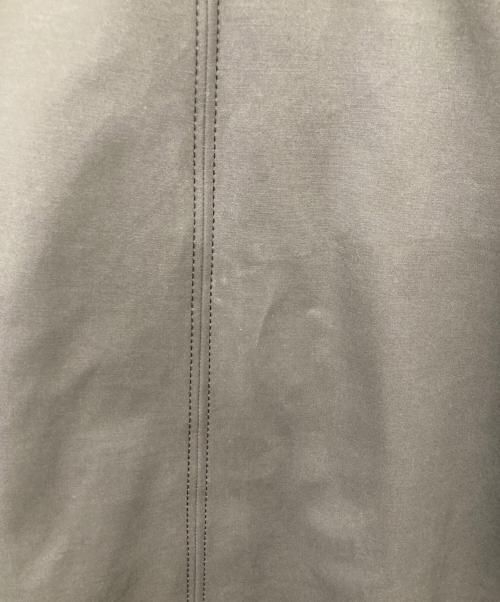 LOHEN（ローヘン）LOHEN (ローヘン) フロントZIPフォルムロングワンピース グレー サイズ:Freeの古着・服飾アイテム