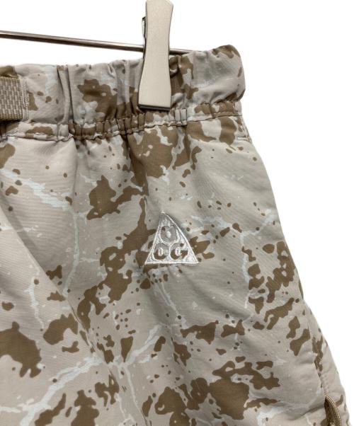 NIKE ACG（ナイキエーシージー）NIKE ACG (ナイキエーシージー) TRAIL SHORT AOP グレー×ブラウン サイズ:Sの古着・服飾アイテム