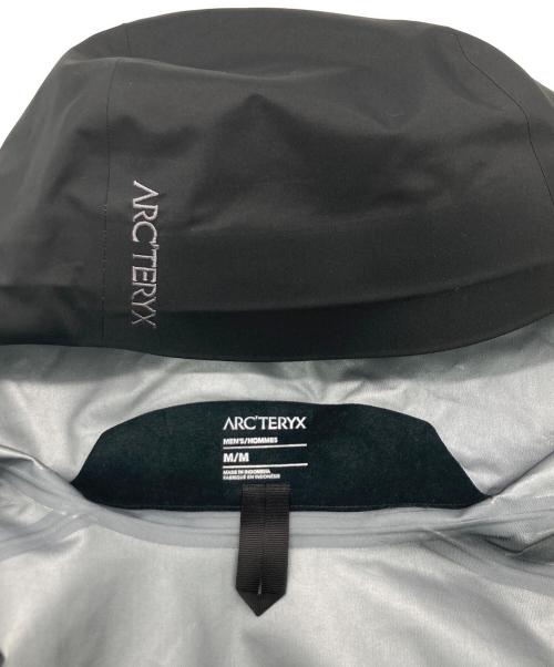 ARC'TERYX（アークテリクス）ARC'TERYX (アークテリクス) BETA JACKET / ベータ ジャケット ブラック サイズ:Mの古着・服飾アイテム