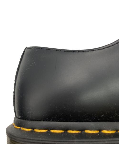 Dr.Martens（ドクターマーチン）Dr.Martens (ドクターマーチン) ３ホールシューズ ブラック サイズ:UK7の古着・服飾アイテム