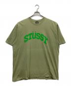 stussyステューシー）の古着「アーチロゴプリントTシャツ」｜グリーン