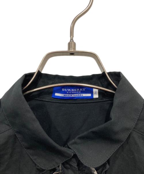 BURBERRY BLUE LABEL（バーバリー ブルー レーベル）BURBERRY BLUE LABEL (バーバリー ブルー レーベル) フリルシャツ ブラック サイズ:36の古着・服飾アイテム