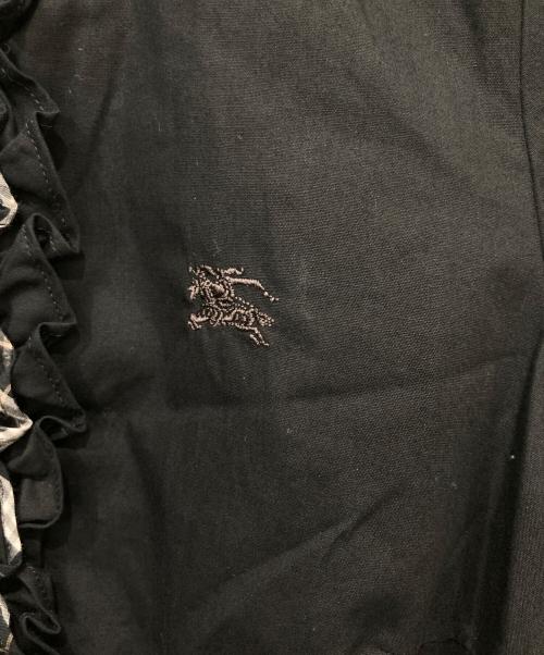 BURBERRY BLUE LABEL（バーバリー ブルー レーベル）BURBERRY BLUE LABEL (バーバリー ブルー レーベル) フリルシャツ ブラック サイズ:36の古着・服飾アイテム