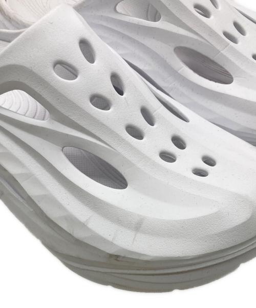 HOKAONEONE（ホカオネオネ）HOKAONEONE (ホカオネオネ) ORA RECOVERY MULE/オラ ミュール ホワイト サイズ:M9の古着・服飾アイテム
