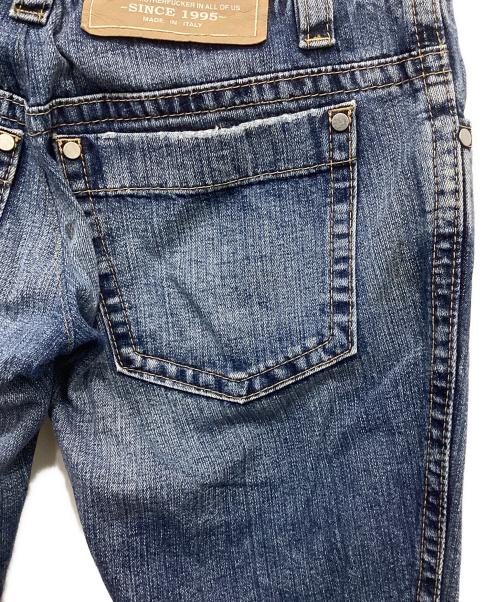 DSQUARED2（ディースクエアード）DSQUARED2 (ディースクエアード) フレアデニムパンツ インディゴ サイズ:40の古着・服飾アイテム