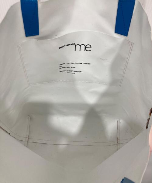 me ISSEY MIYAKE（ミーイッセイ ミヤケ）me ISSEY MIYAKE (ミーイッセイ ミヤケ) PVCトートバッグ ピンク×ブルーの古着・服飾アイテム