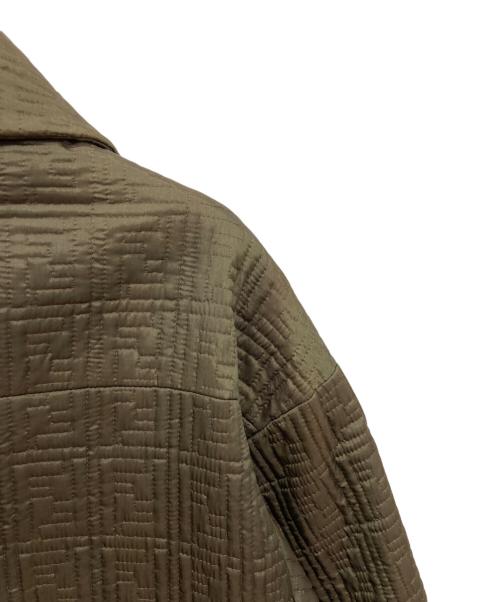 FENDI（フェンディ）FENDI (フェンディ) ズッカ柄キルティングコート カーキ サイズ:38の古着・服飾アイテム